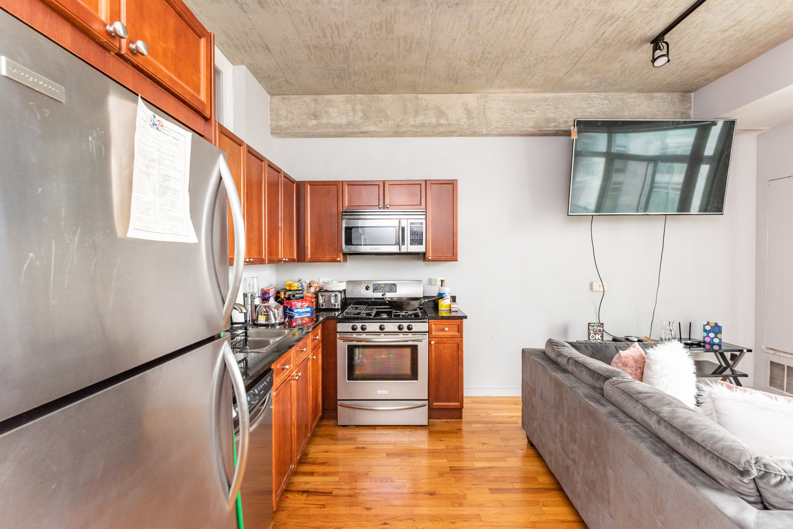 1620 S Michigan Avenue 820