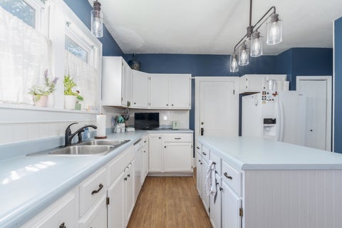 Tiny photo for 501 E Jackson Street, Bloomington, IL 61701 (MLS # 12659671)
