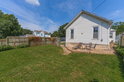 Tiny photo for 501 E Jackson Street, Bloomington, IL 61701 (MLS # 12659671)