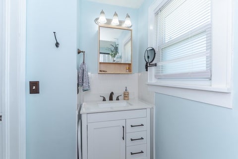 Tiny photo for 501 E Jackson Street, Bloomington, IL 61701 (MLS # 12659671)