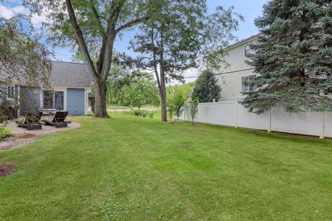 A home in Glen Ellyn