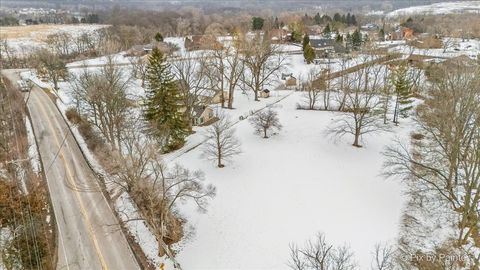 Tiny photo for 11N575 Rohrssen Road, Elgin, IL 60120 (MLS # 12593857)