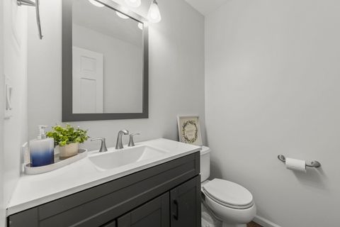 Tiny photo for 1301 Peshtigo Avenue, Naperville, IL 60564 (MLS # 12604087)