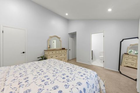 Tiny photo for 1301 Peshtigo Avenue, Naperville, IL 60564 (MLS # 12604087)