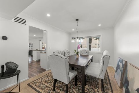 Tiny photo for 1301 Peshtigo Avenue, Naperville, IL 60564 (MLS # 12604087)