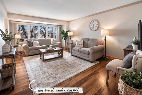 Tiny photo for 5250 S Nagle Avenue, Chicago, IL 60638 (MLS # 12557432)