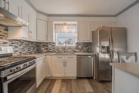 Tiny photo for 5250 S Nagle Avenue, Chicago, IL 60638 (MLS # 12557432)