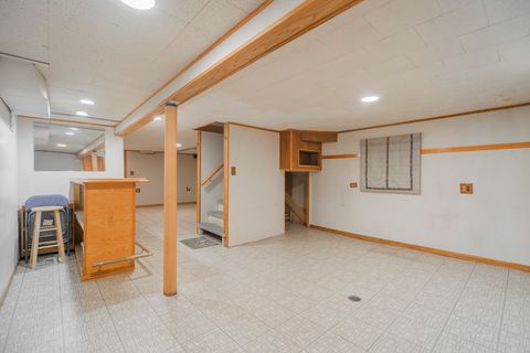 Tiny photo for 5250 S Nagle Avenue, Chicago, IL 60638 (MLS # 12557432)