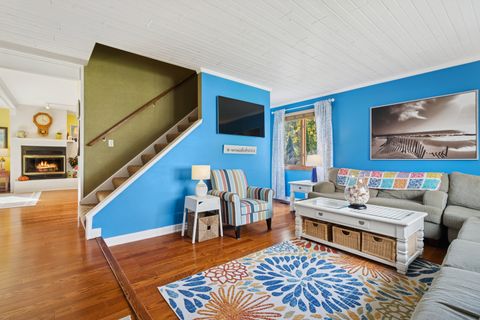 Tiny photo for 1621 Beverly Court, Hanover Park, IL 60133 (MLS # 12514156)