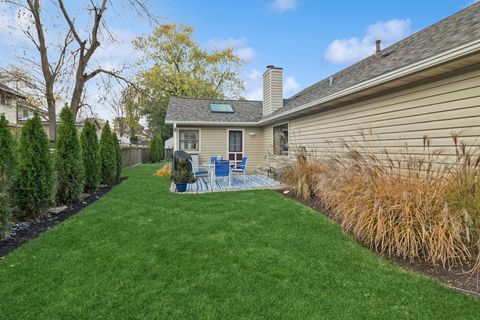 Tiny photo for 1621 Beverly Court, Hanover Park, IL 60133 (MLS # 12514156)