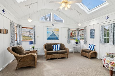 Tiny photo for 1621 Beverly Court, Hanover Park, IL 60133 (MLS # 12514156)