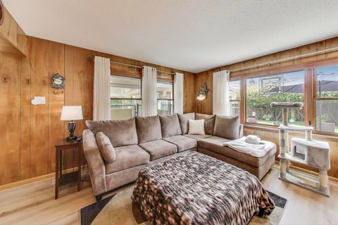 Tiny photo for 304 Amherst Avenue, Des Plaines, IL 60016 (MLS # 12498913)