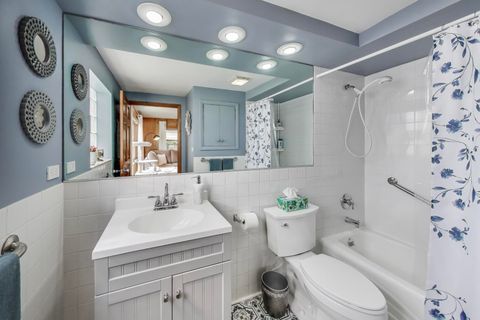 Tiny photo for 304 Amherst Avenue, Des Plaines, IL 60016 (MLS # 12498913)