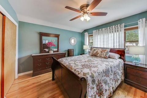 Tiny photo for 304 Amherst Avenue, Des Plaines, IL 60016 (MLS # 12498913)
