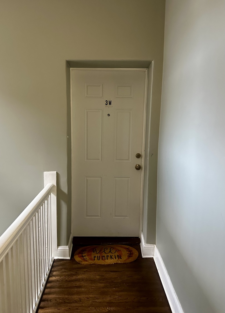 941 E Marquette Road 3W