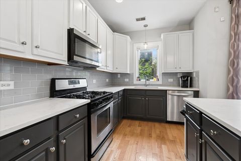 Tiny photo for 3150 N Oakley Avenue #2N, Chicago, IL 60618 (MLS # 12598458)
