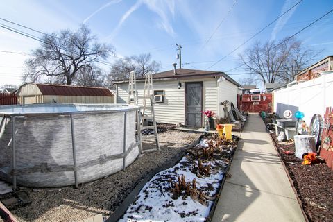 Tiny photo for 165 S Madison Avenue, Bradley, IL 60915 (MLS # 12554064)
