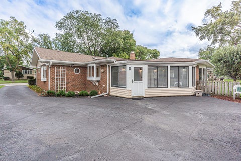 Tiny photo for 412 Catalpa Avenue, Itasca, IL 60143 (MLS # 12767441)