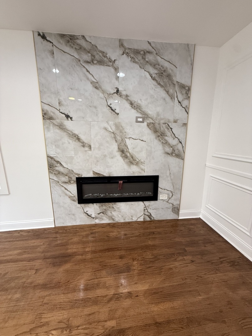 1048 W Marquette Road