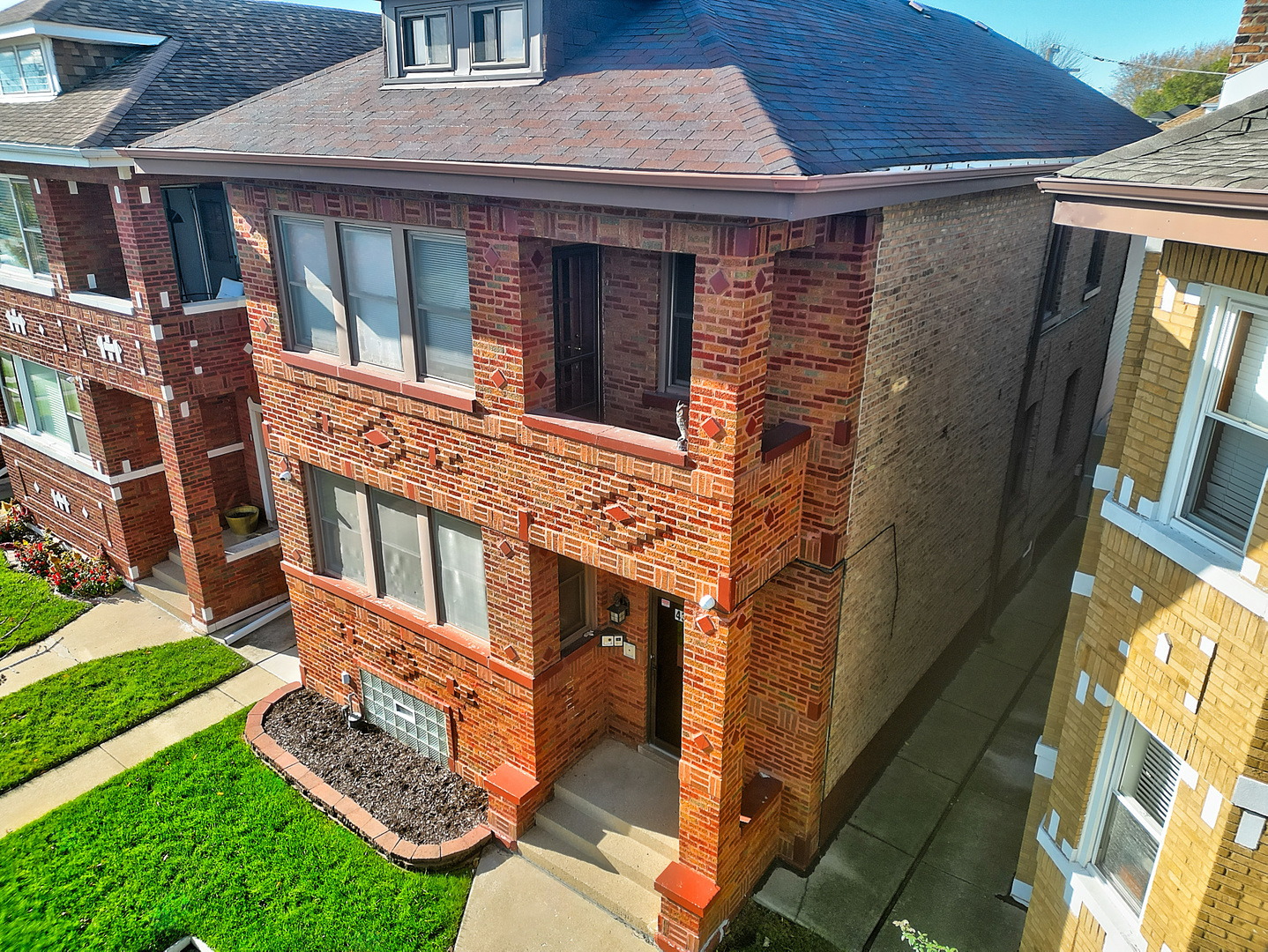 4310 S Sawyer Avenue