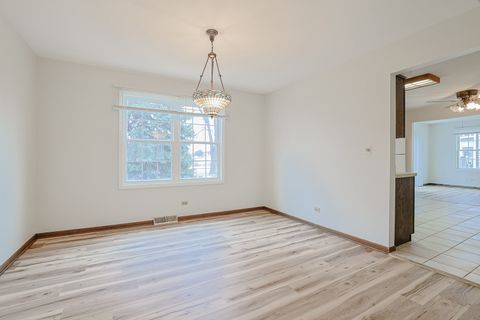 Tiny photo for 961 Dearborn Circle, Carol Stream, IL 60188 (MLS # 12581306)