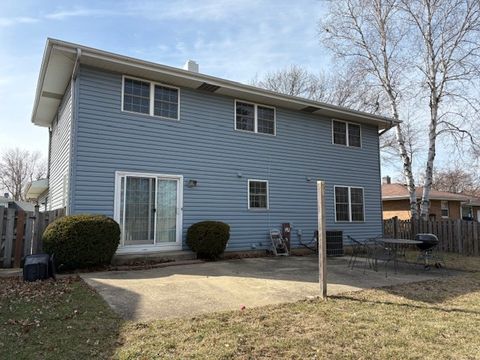 Tiny photo for 961 Dearborn Circle, Carol Stream, IL 60188 (MLS # 12581306)