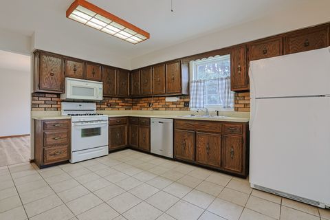 Tiny photo for 961 Dearborn Circle, Carol Stream, IL 60188 (MLS # 12581306)