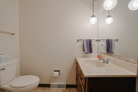 Tiny photo for 961 Dearborn Circle, Carol Stream, IL 60188 (MLS # 12581306)