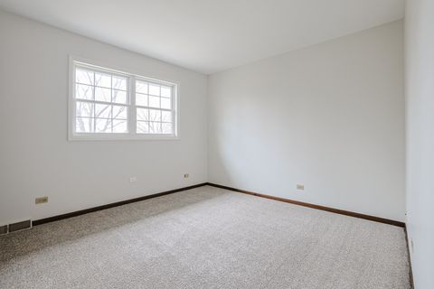 Tiny photo for 961 Dearborn Circle, Carol Stream, IL 60188 (MLS # 12581306)