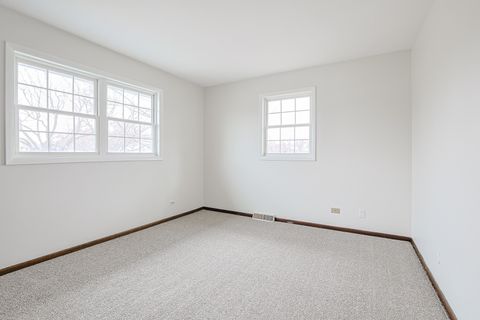 Tiny photo for 961 Dearborn Circle, Carol Stream, IL 60188 (MLS # 12581306)