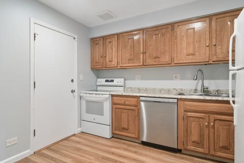 Tiny photo for 706 E Algonquin Road #K204, Arlington Heights, IL 60005 (MLS # 12695051)