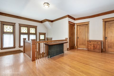 Tiny photo for 3145 Wisconsin Avenue, Berwyn, IL 60402 (MLS # 12465632)