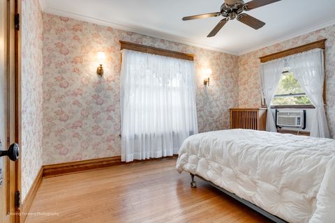 Tiny photo for 3145 Wisconsin Avenue, Berwyn, IL 60402 (MLS # 12465632)