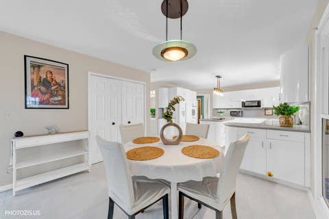 Tiny photo for 320 Ambria Drive, Mundelein, IL 60060 (MLS # 12713151)