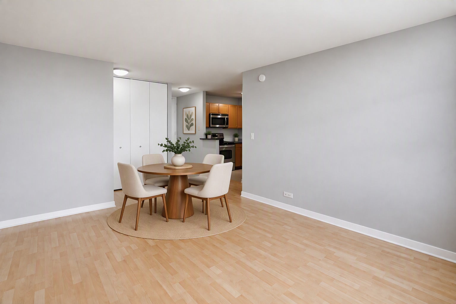 655 W IRVING PARK Road 4011
