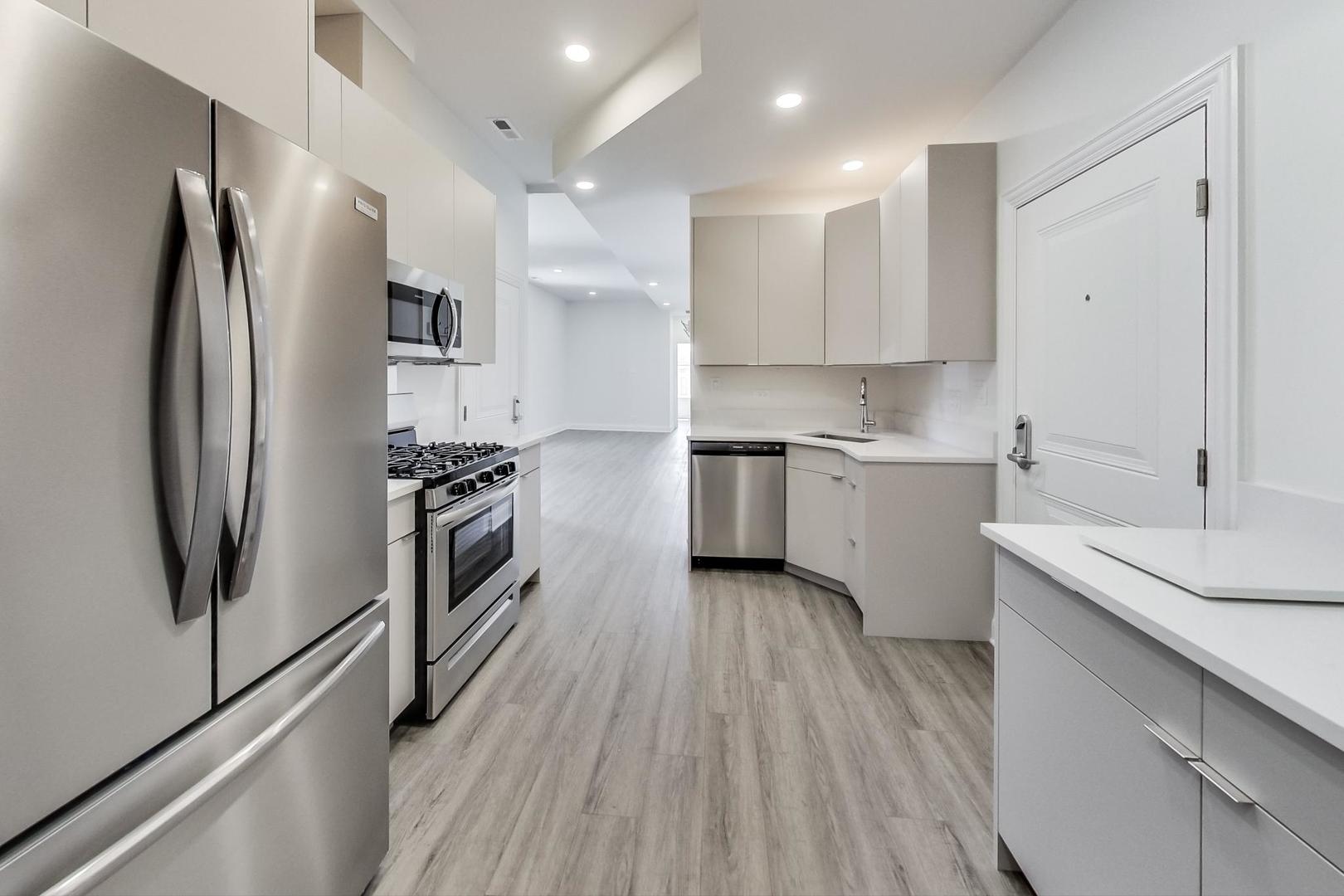 2312 W Ohio Street 2S