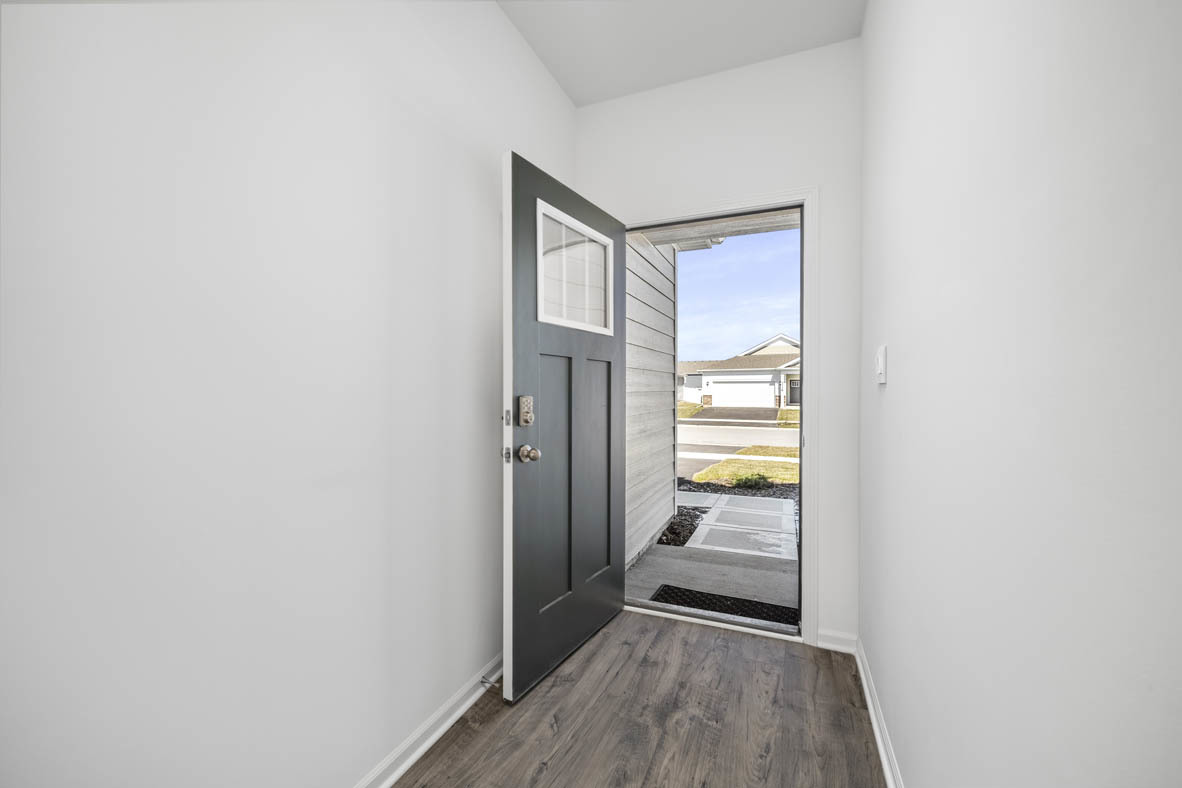 14621 S Greenbriar Drive