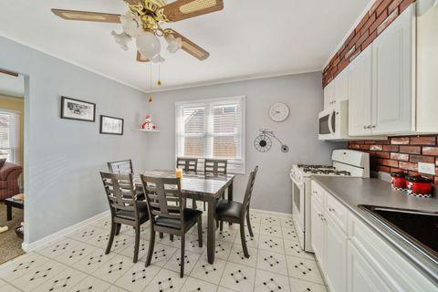 Tiny photo for 614 N La Londe Avenue, Lombard, IL 60148 (MLS # 12532148)