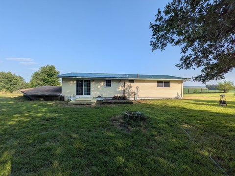 Tiny photo for 28453 E 2400 Street, Prophetstown, IL 61277 (MLS # 12739606)
