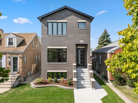 Photo of 6016 S MAYFIELD Avenue, Chicago, IL 60638 (MLS # 12483559)
