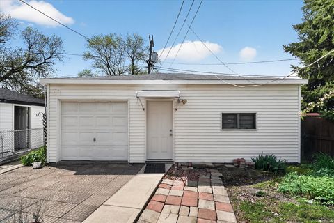 Tiny photo for 2726 S 60th Court, Cicero, IL 60804 (MLS # 12632542)