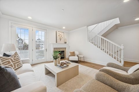 Tiny photo for 86 W KENNEDY Lane, Hinsdale, IL 60521 (MLS # 12567076)