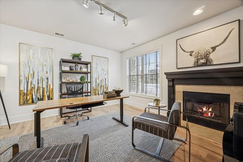 Tiny photo for 86 W KENNEDY Lane, Hinsdale, IL 60521 (MLS # 12567076)