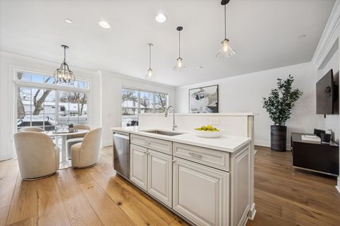 Tiny photo for 86 W KENNEDY Lane, Hinsdale, IL 60521 (MLS # 12567076)