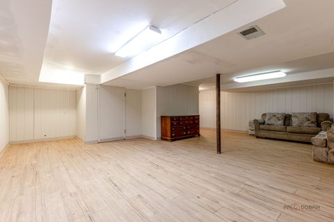 Tiny photo for 6 Robin Hood Court, Lincolnshire, IL 60069 (MLS # 12512348)