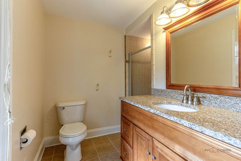 Tiny photo for 6 Robin Hood Court, Lincolnshire, IL 60069 (MLS # 12512348)