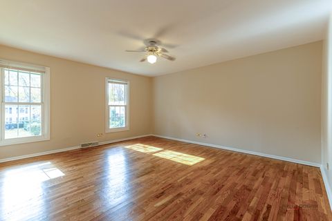 Tiny photo for 6 Robin Hood Court, Lincolnshire, IL 60069 (MLS # 12512348)