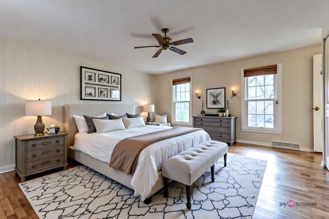 Tiny photo for 6 Robin Hood Court, Lincolnshire, IL 60069 (MLS # 12512348)