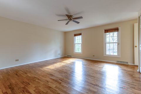 Tiny photo for 6 Robin Hood Court, Lincolnshire, IL 60069 (MLS # 12512348)