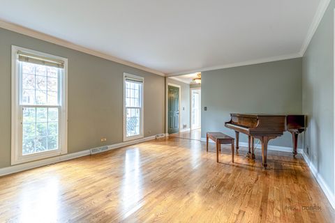 Tiny photo for 6 Robin Hood Court, Lincolnshire, IL 60069 (MLS # 12512348)